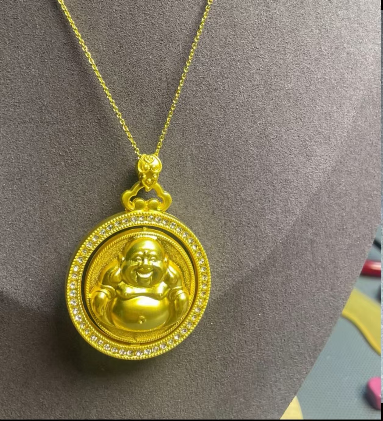 D013通体例外一致纯箔奢品弥勒佛时尚吊坠多样性发其一