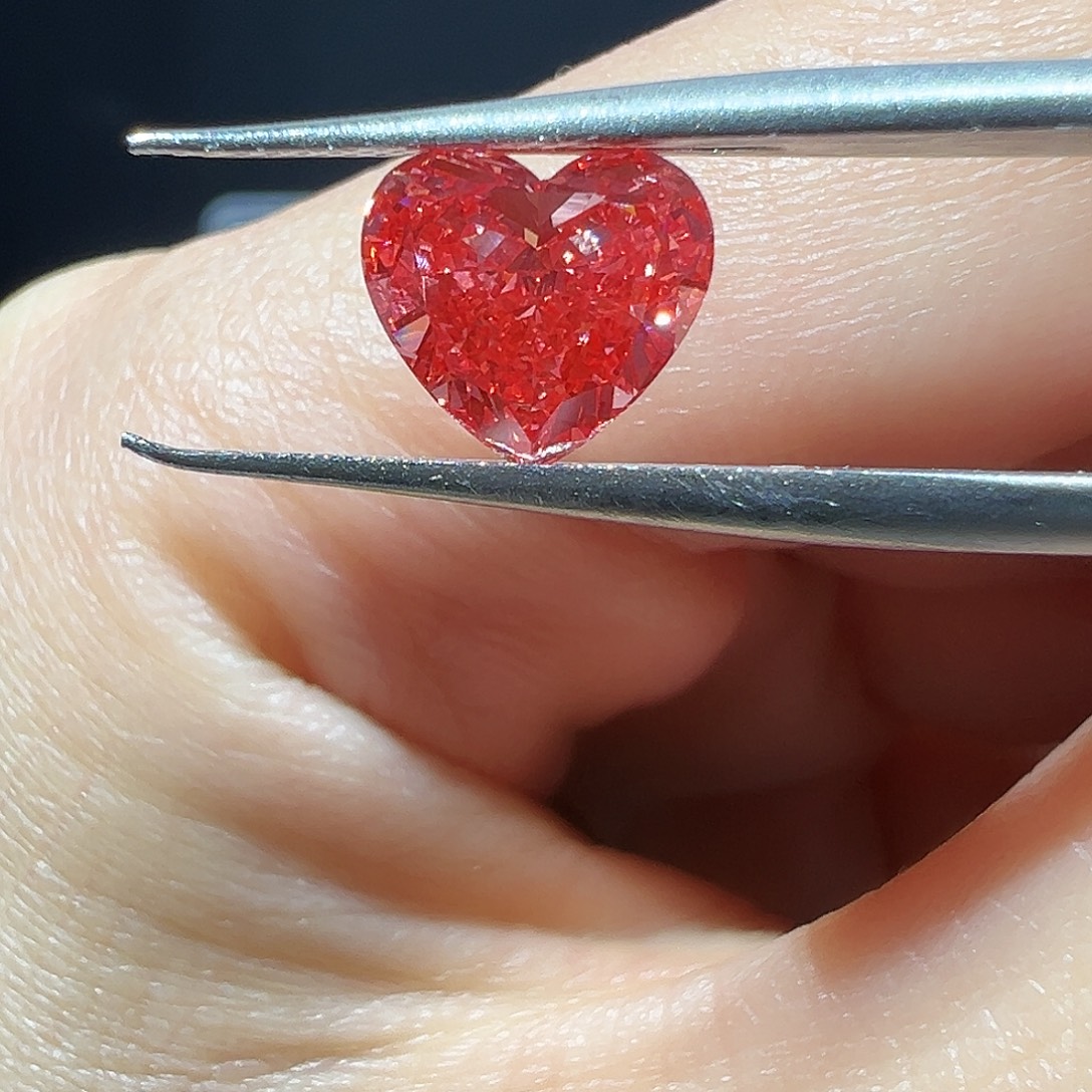 合成钻石裸石心形2ct