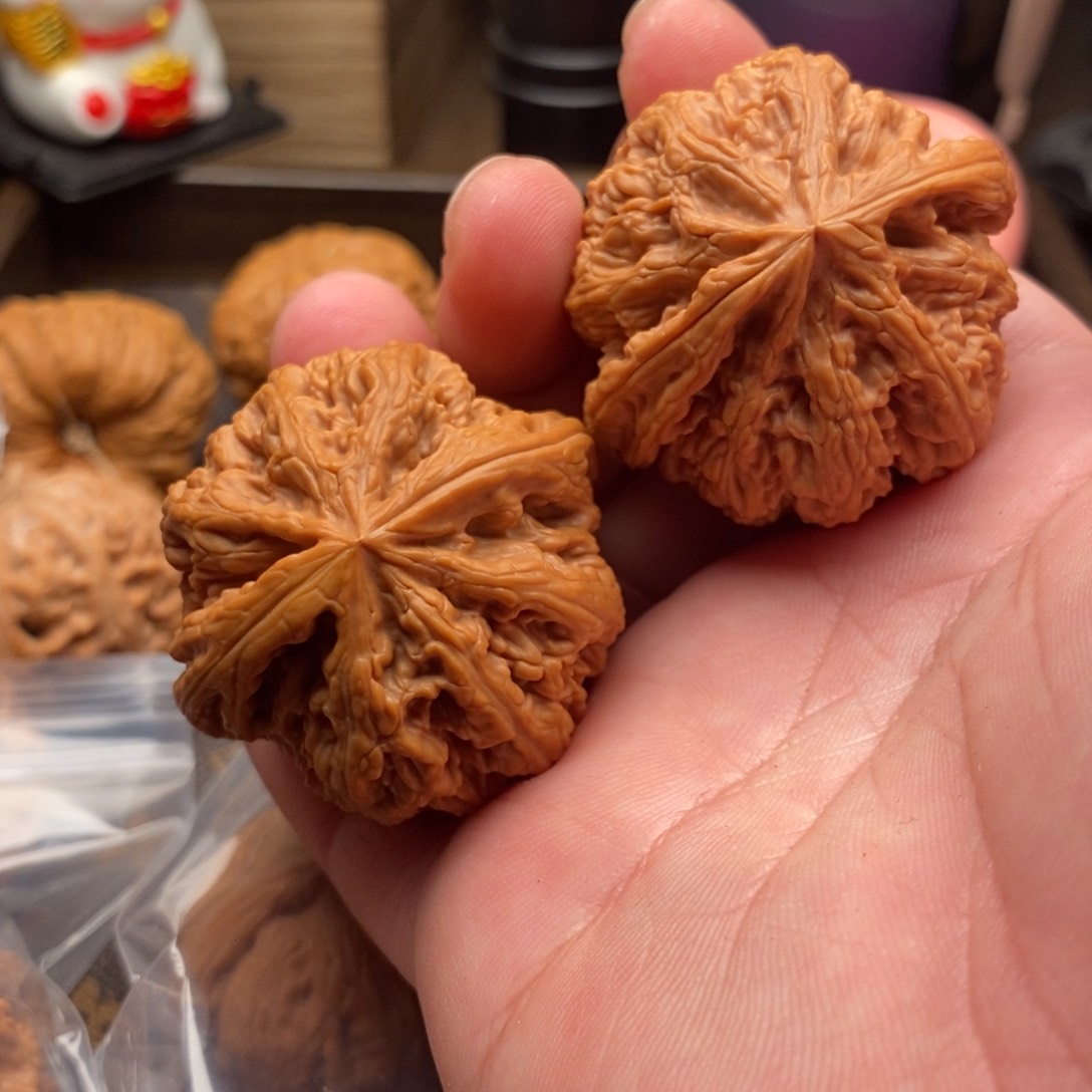 文玩核桃吊坠文玩