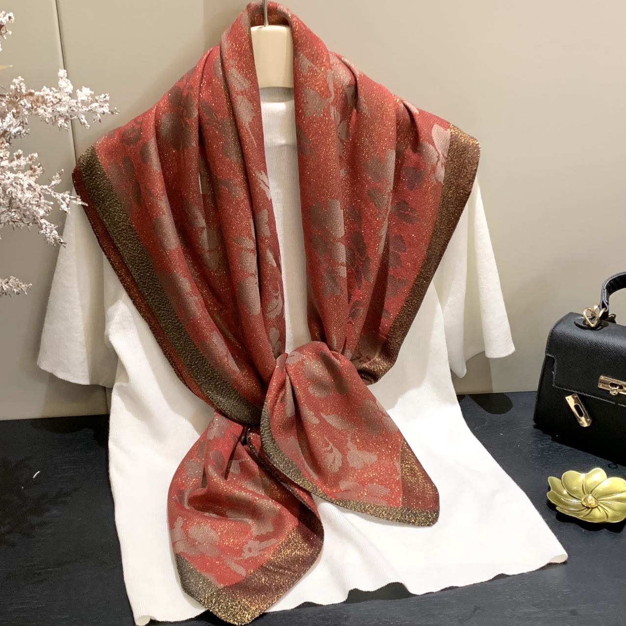 【金丝四叶草-红色】 高档提花100x100CM左右金丝线方巾百搭围巾披