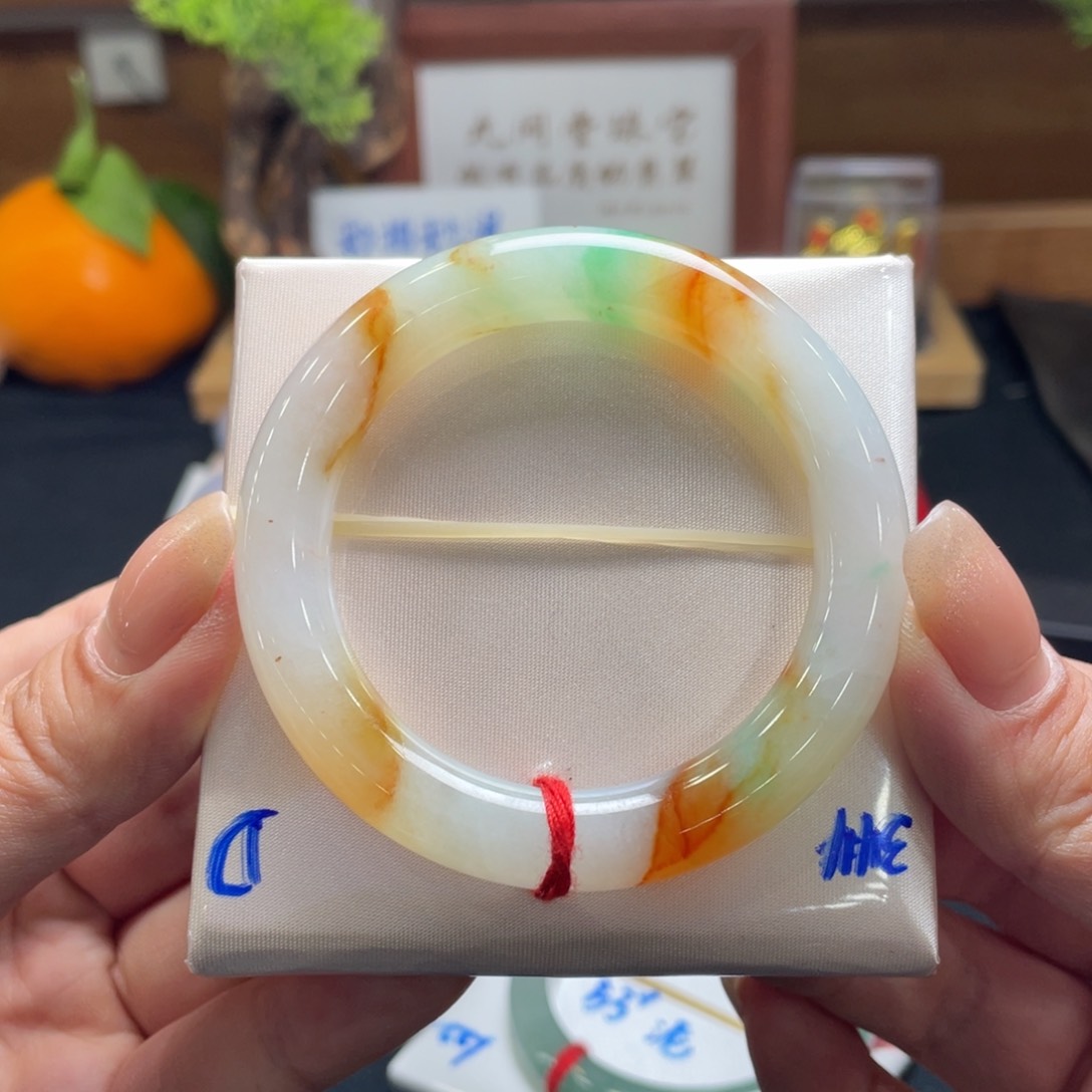 翡翠手镯未镶嵌翡翠50.5正圈