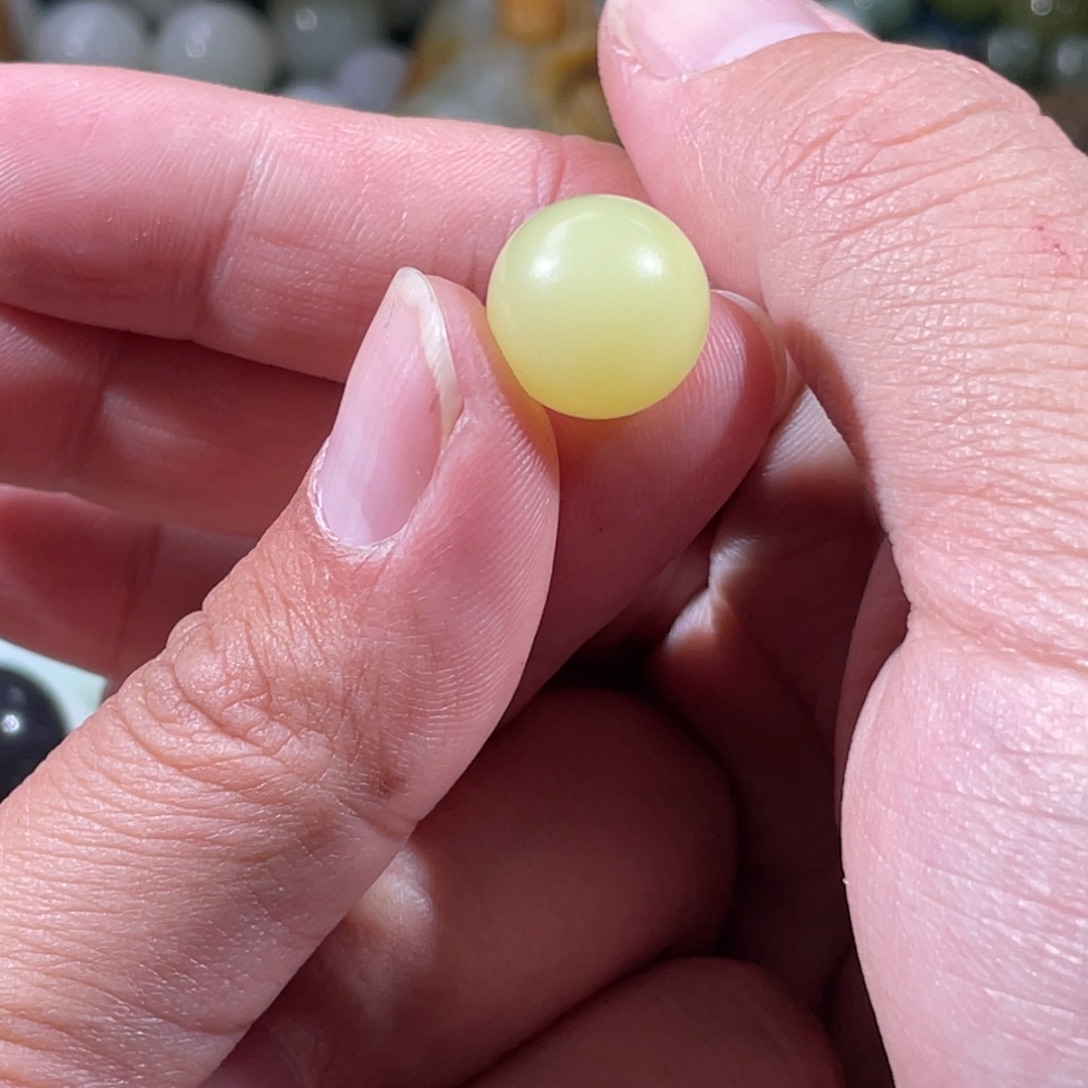 果***听和田玉未镶嵌挂件