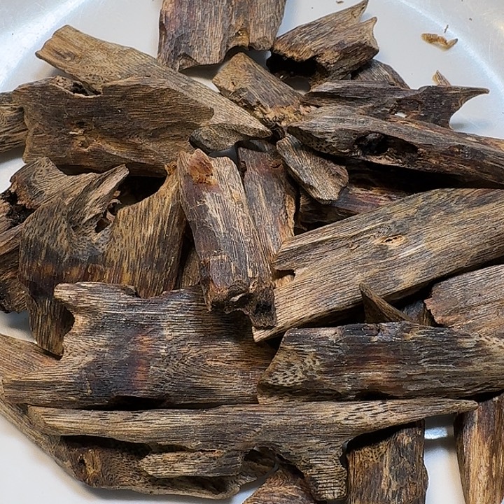 沉香沉香碎屑海南高端老棋楠陆河树心油老料82克