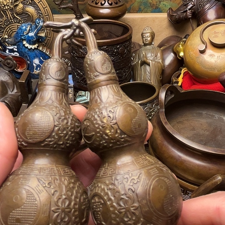 精美铜器批发档口