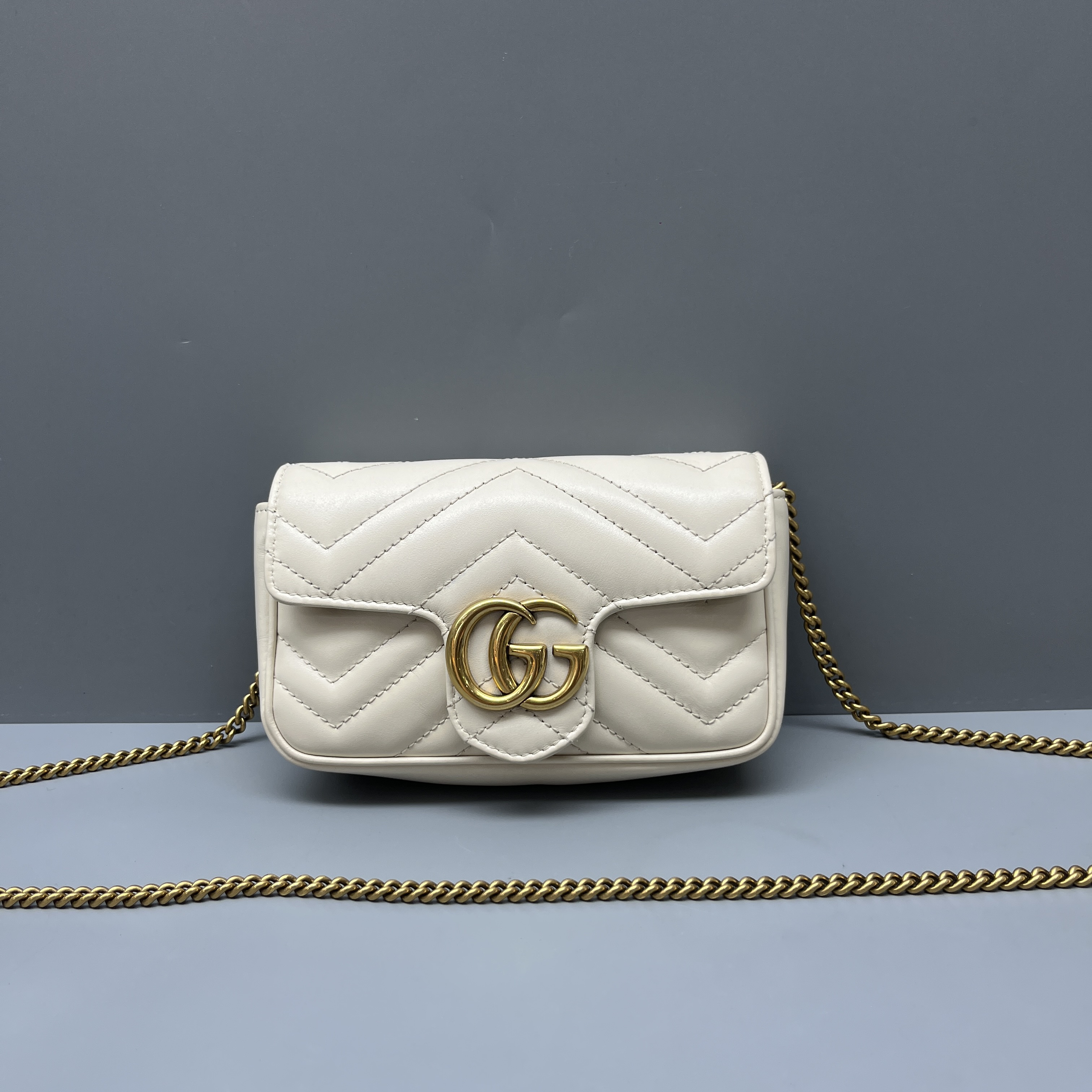 95新 GUCCI/古驰  白色marmont mini链条包 尺寸16*10 SV16583