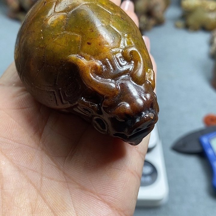 以***鉴和田玉未镶嵌挂件