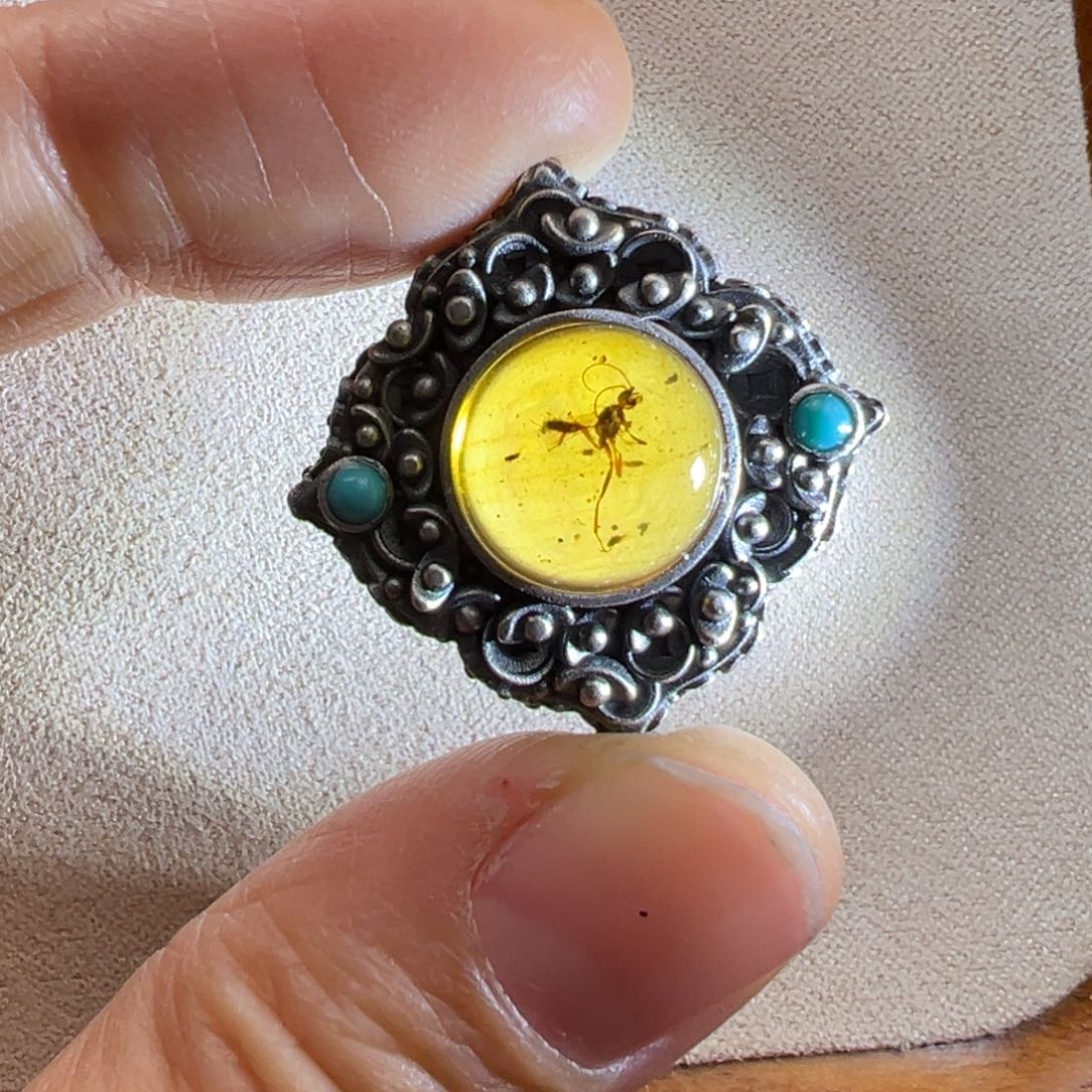 琥珀手链未镶嵌细腰蜂