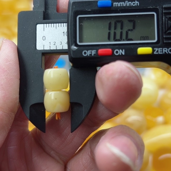 琥珀（矿物珀）裸石未镶嵌用****生