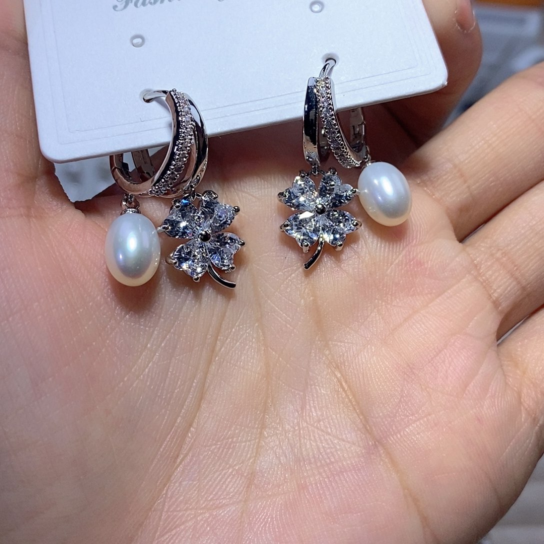 淡水珍珠耳饰未镶嵌