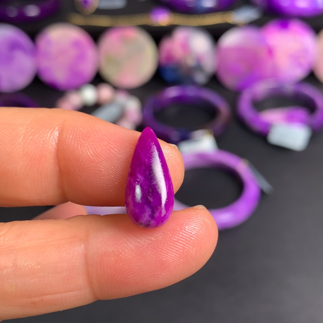 苏纪石（舒俱来）笔刷桃红裸石未镶嵌