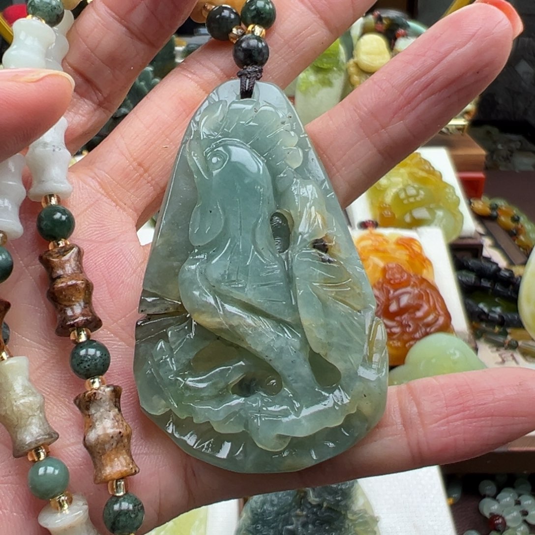 岫玉未镶嵌挂件挂件