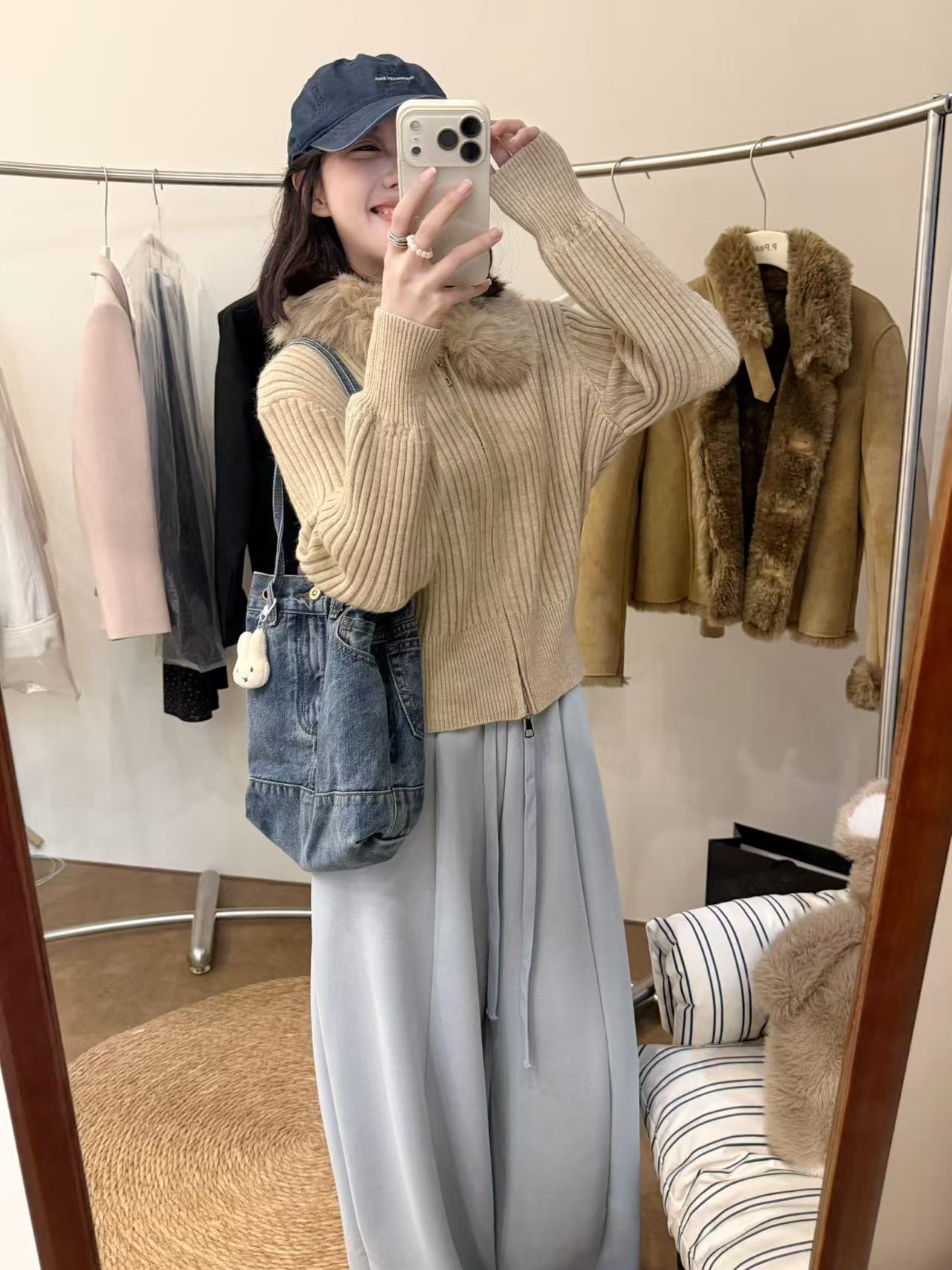 Peach  ”温柔感oni“时髦感毛毛领双拉头针织短款开衫毛衣 F536