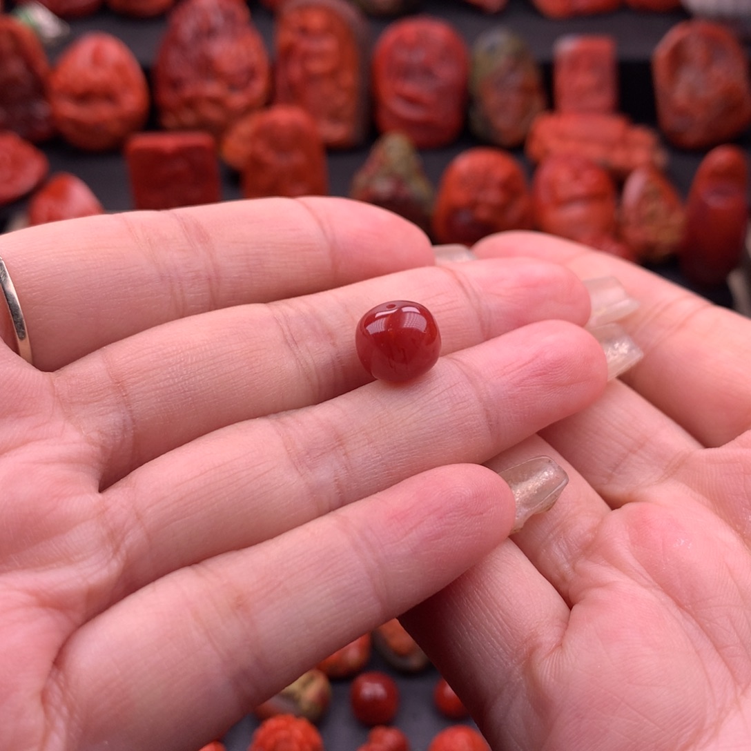 南红玛瑙南红川料原矿牛血火焰老型10mm未镶嵌