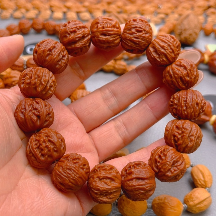凯***哥文玩核桃吊坠核桃手串