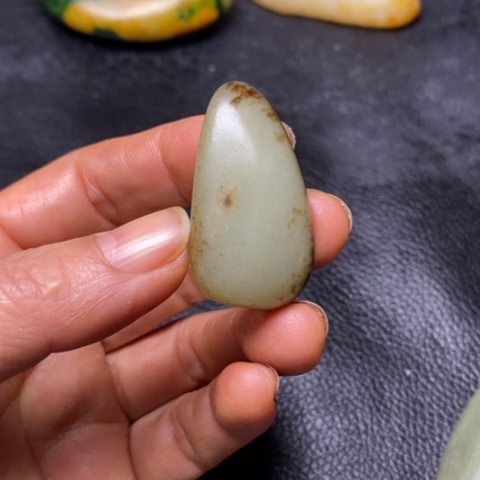 和田玉珠宝奇石未镶嵌