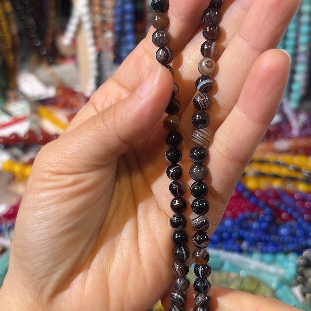 玛瑙/玉髓未镶嵌珠宝半成品黑玛瑙蚕丝卡6一条