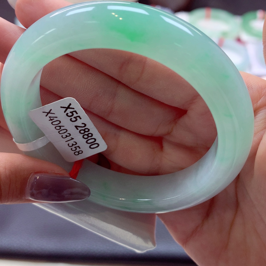 翡翠手镯未镶嵌正圈33（18号）