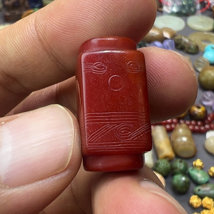 摆件摆件……………………