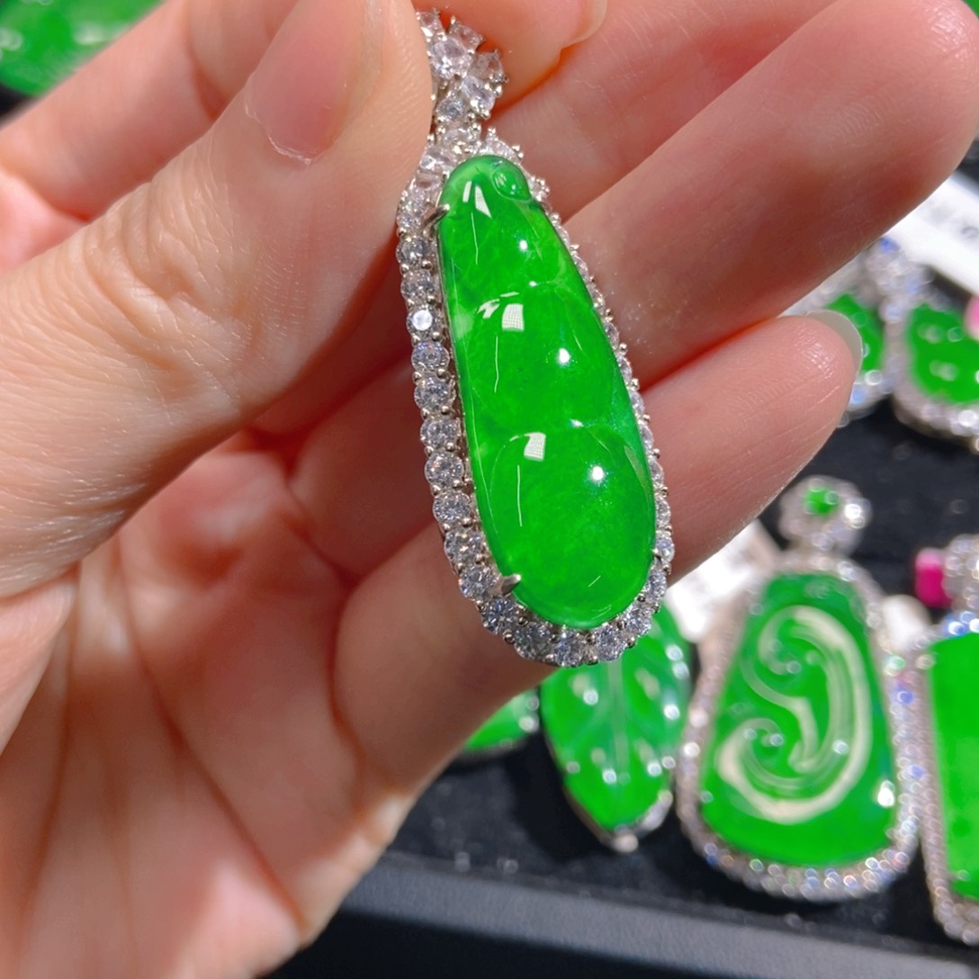 翡翠吊坠(不含链)银S925镶嵌