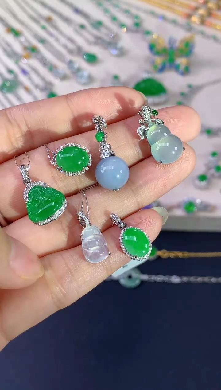 翡翠吊坠18K金镶嵌（多样性发其一）JH2