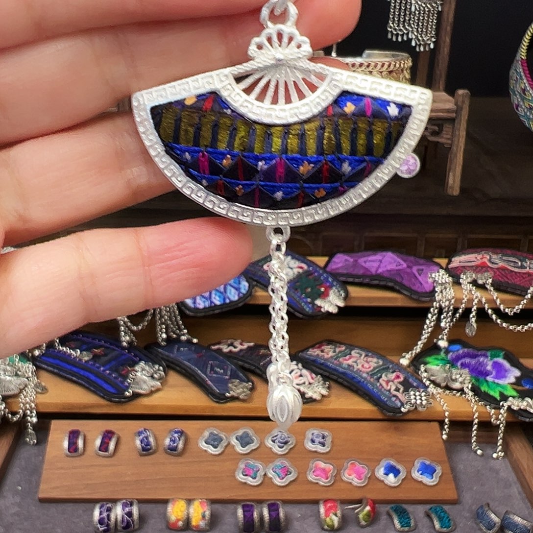 织绣手工刺绣工艺品