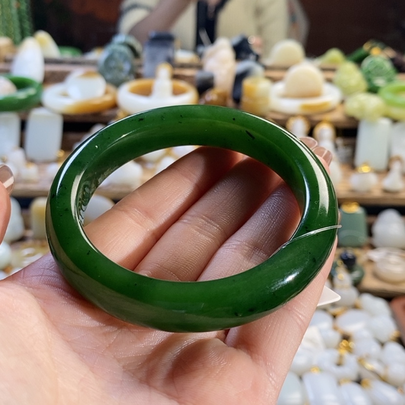 【闪购商品】和田玉手镯57未镶嵌