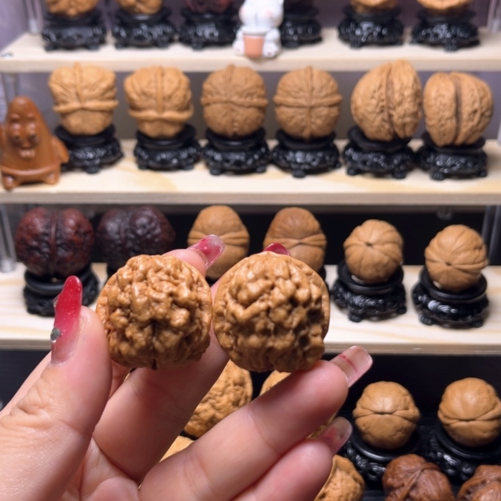 文玩核桃吊坠3w血舍利33尺