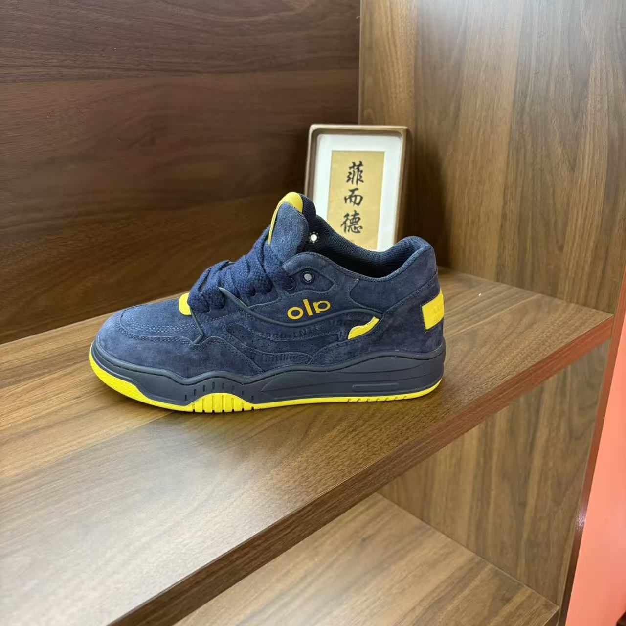 【新款菲而德908邢薇】2025爆款时尚休闲百搭轻奢皮面手工潮鞋