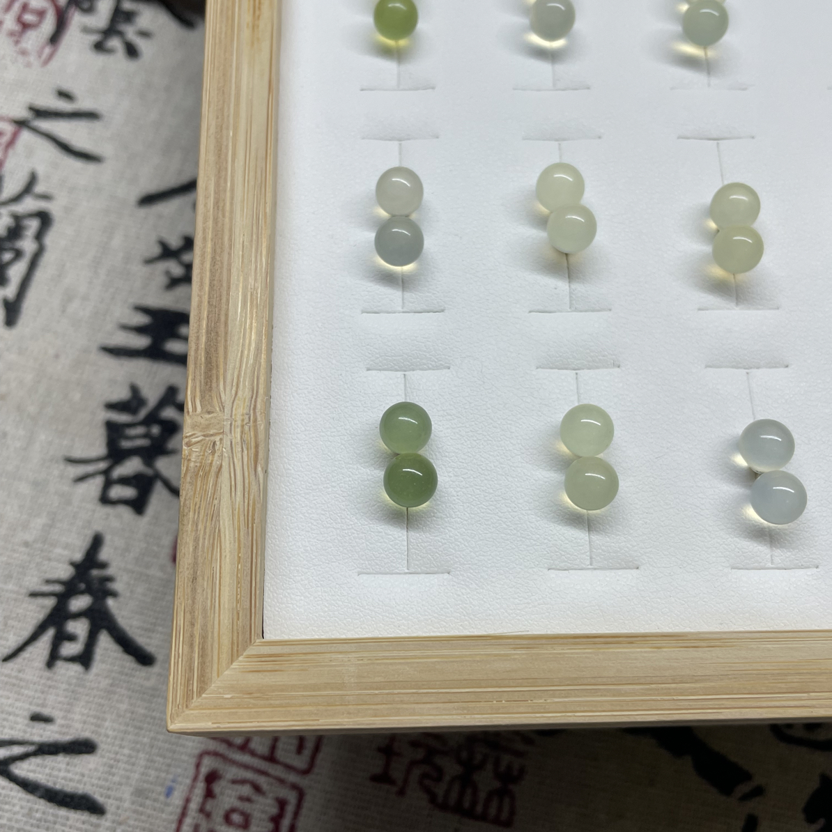 岫玉冰透圆珠耳钉卡6多样性发一精致百搭银针气质高级古典