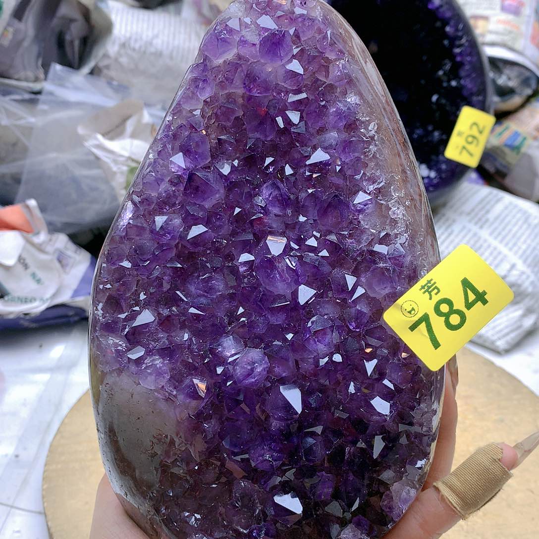 紫晶大型摆件（非配饰）未镶嵌