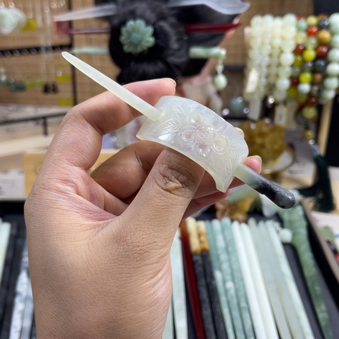 蛇纹石玉未镶嵌发饰