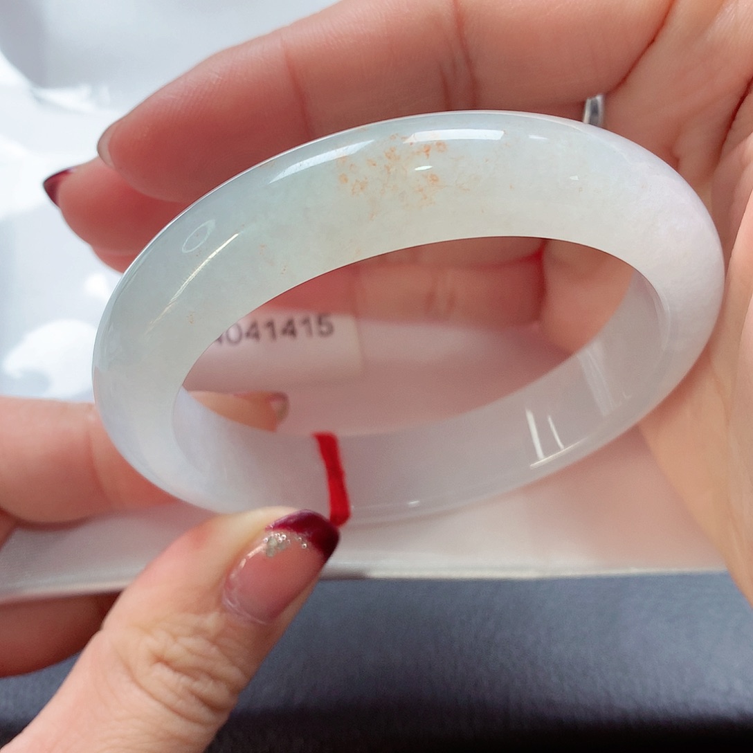 翡翠手镯未镶嵌天然A货翡翠