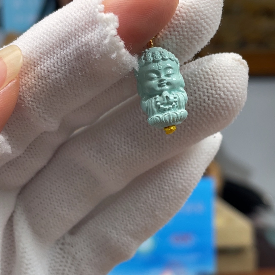 绿松石未镶嵌挂件