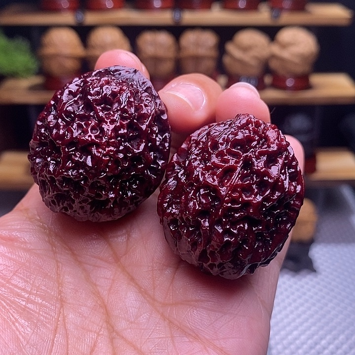 文玩核桃吊坠钢**，七星绣球地焖16