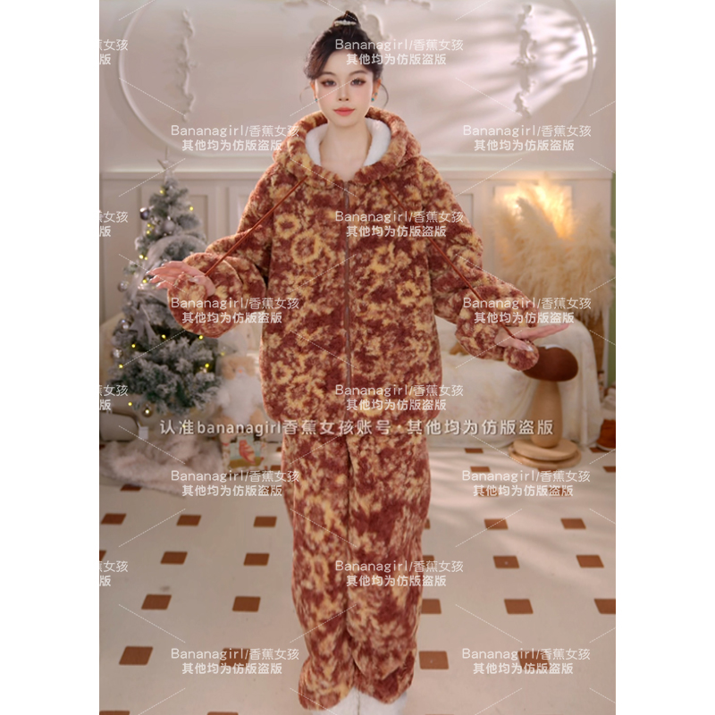 Bananagirl极寒睡衣女秋冬连帽外套时尚大码循环蓄温家居服可外穿