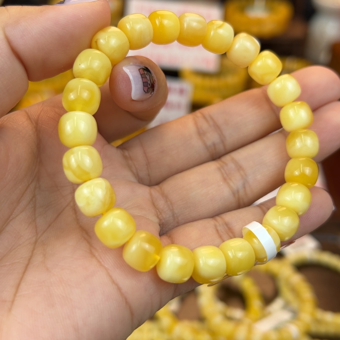 琥珀裸石未镶嵌jjjbbbnnnnjk