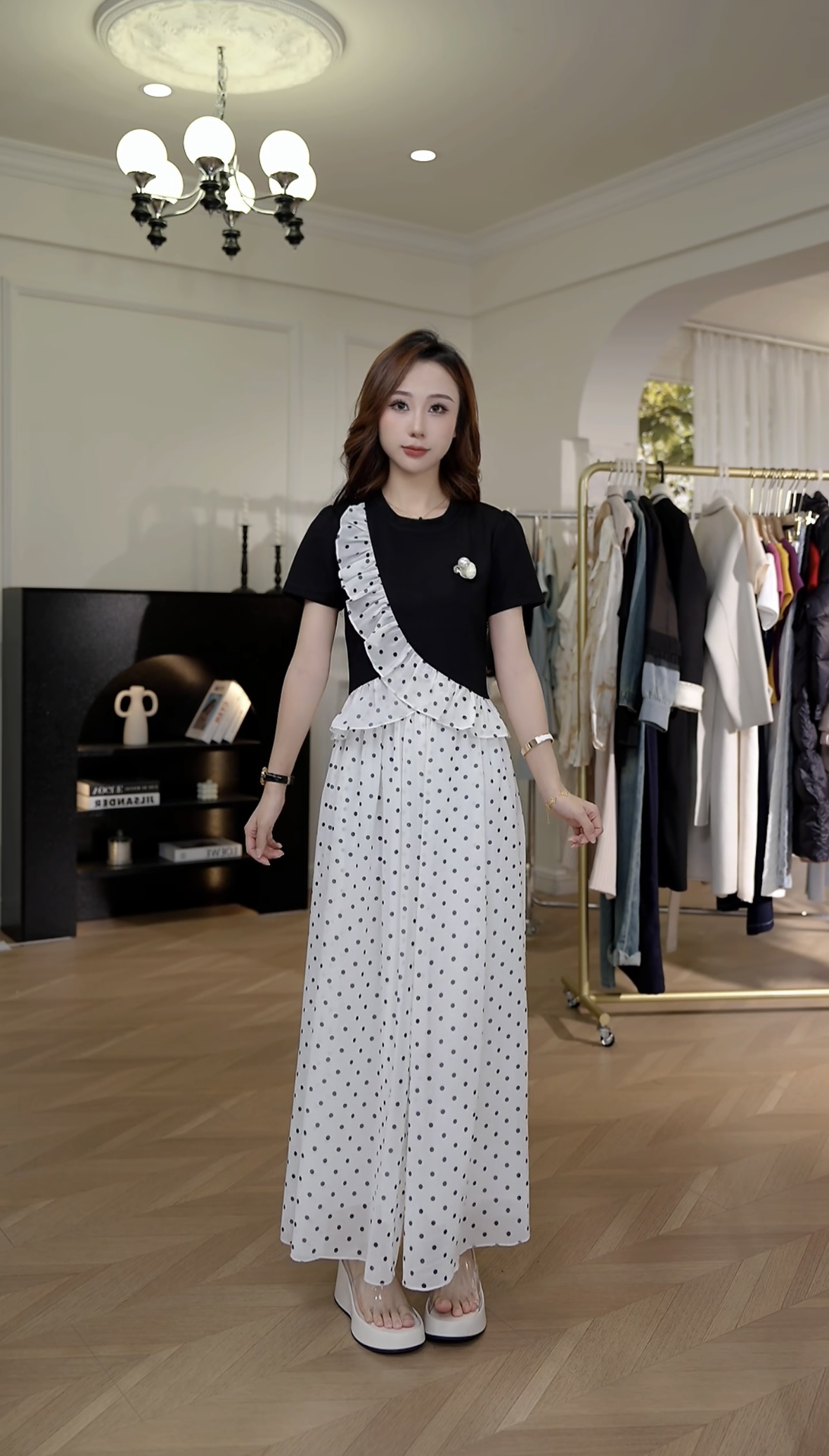 思思小个子女装【新款时尚荷叶边拼接短袖波点裙裤】#25F415