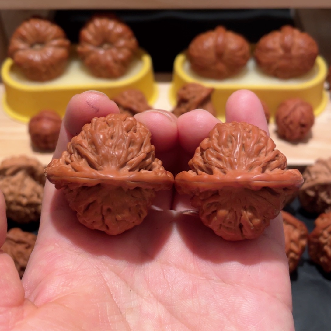 文玩核桃吊坠四座楼