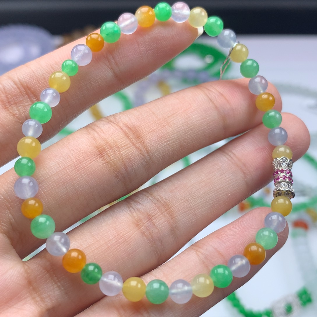翡翠手链未镶嵌卡