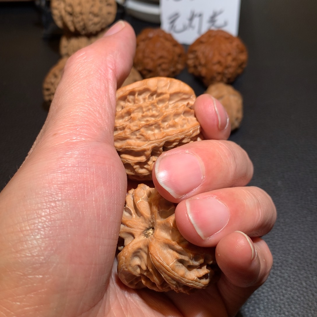 文玩核桃把件往**風苹果园