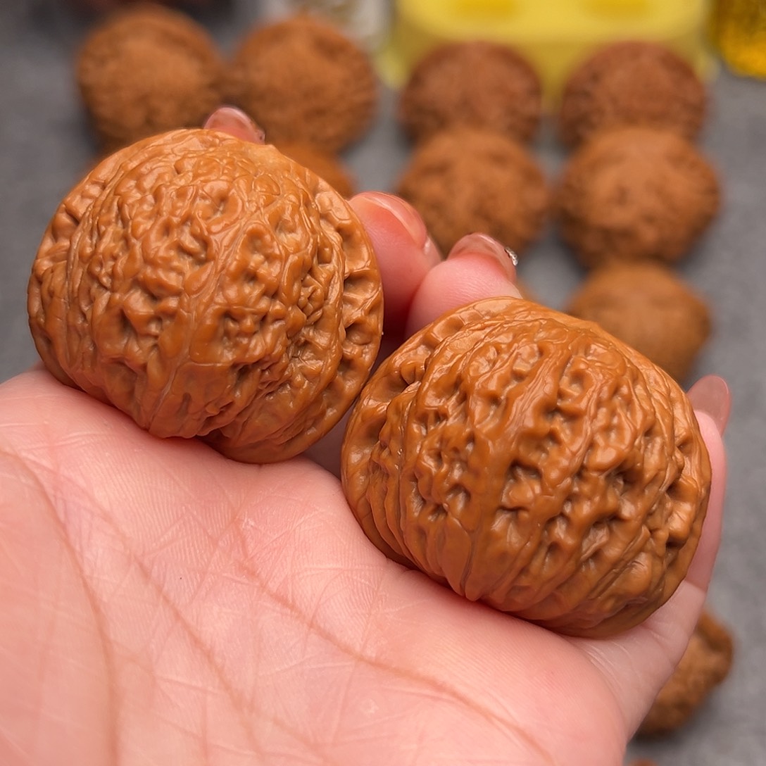 把件文玩核桃J****n精品铁锤妹妹41全品