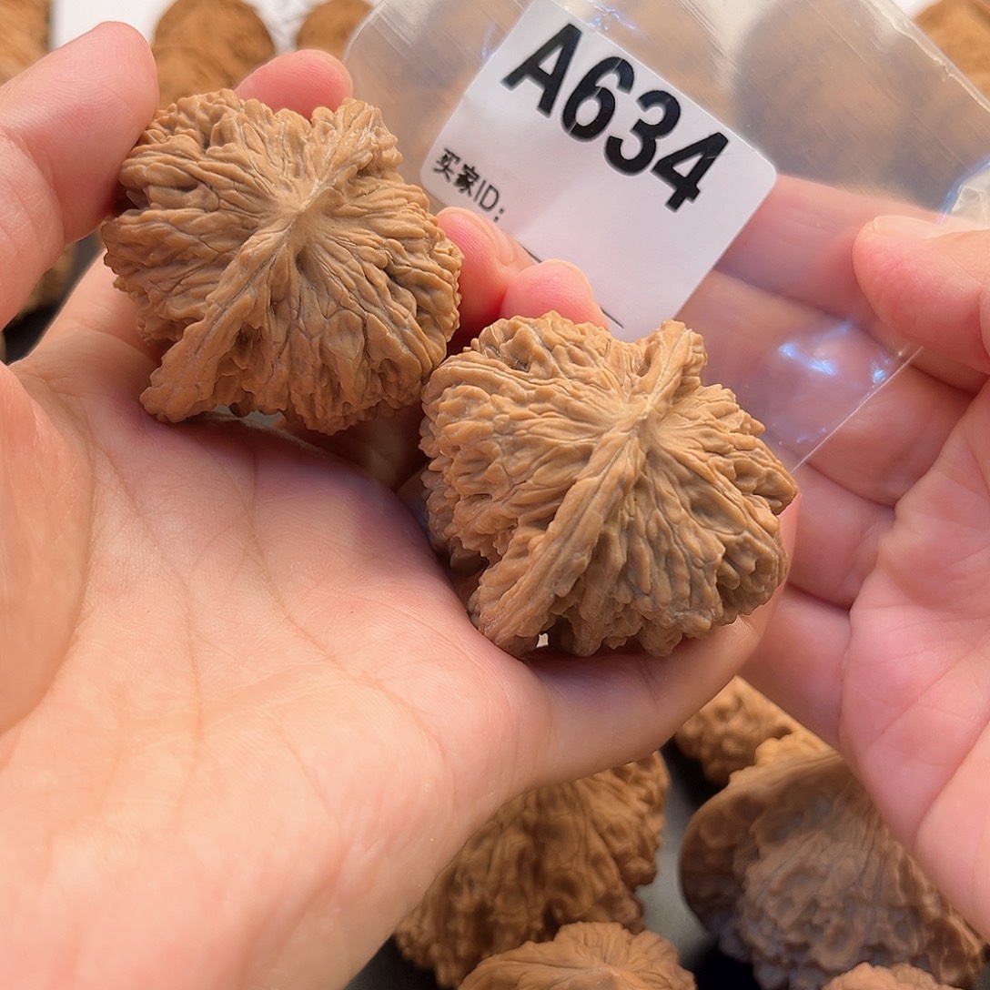 宇***繁桃核把件四座楼福利44