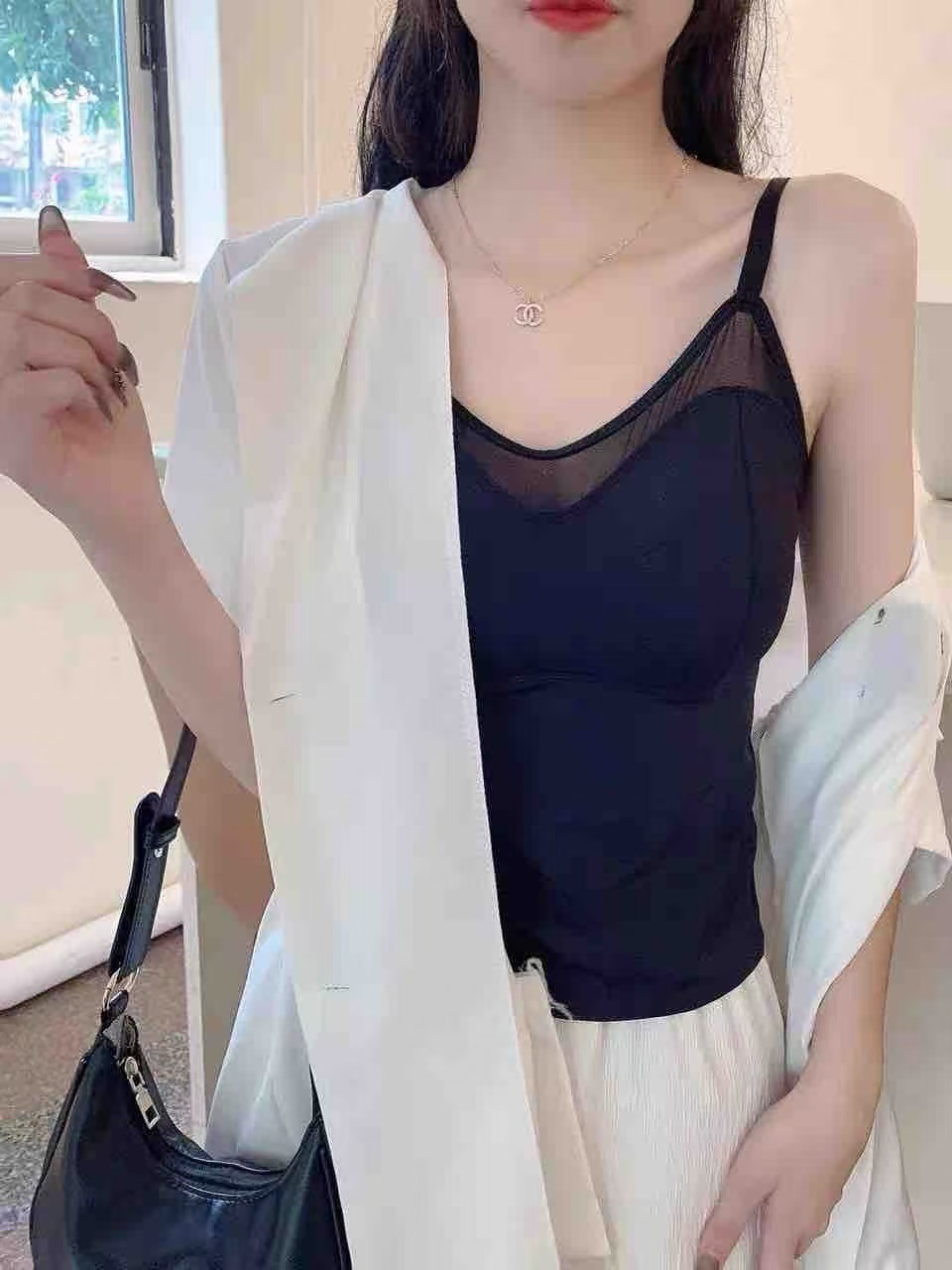 （莉莉家）胖mm修身型标准潮流风百搭风背心吊带聚拢性感背心