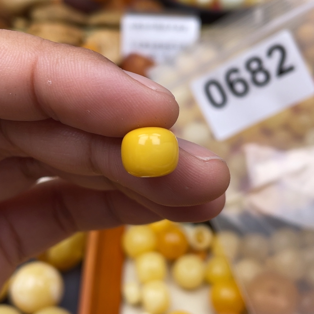 琥珀珠宝奇石未镶嵌10.6皮色