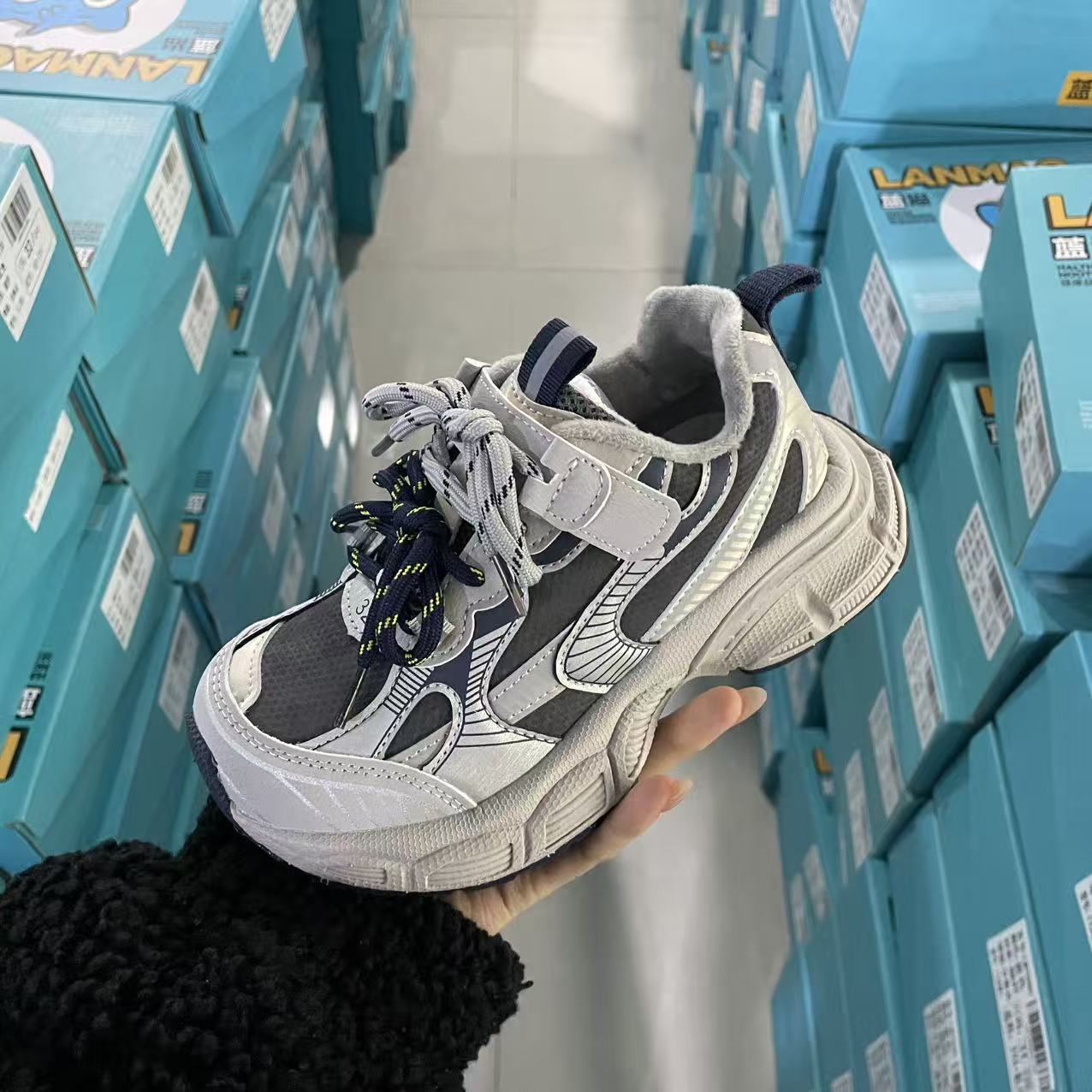 1123-07  儿童时尚休闲百搭秋冬休闲童鞋  XX  LM/79980