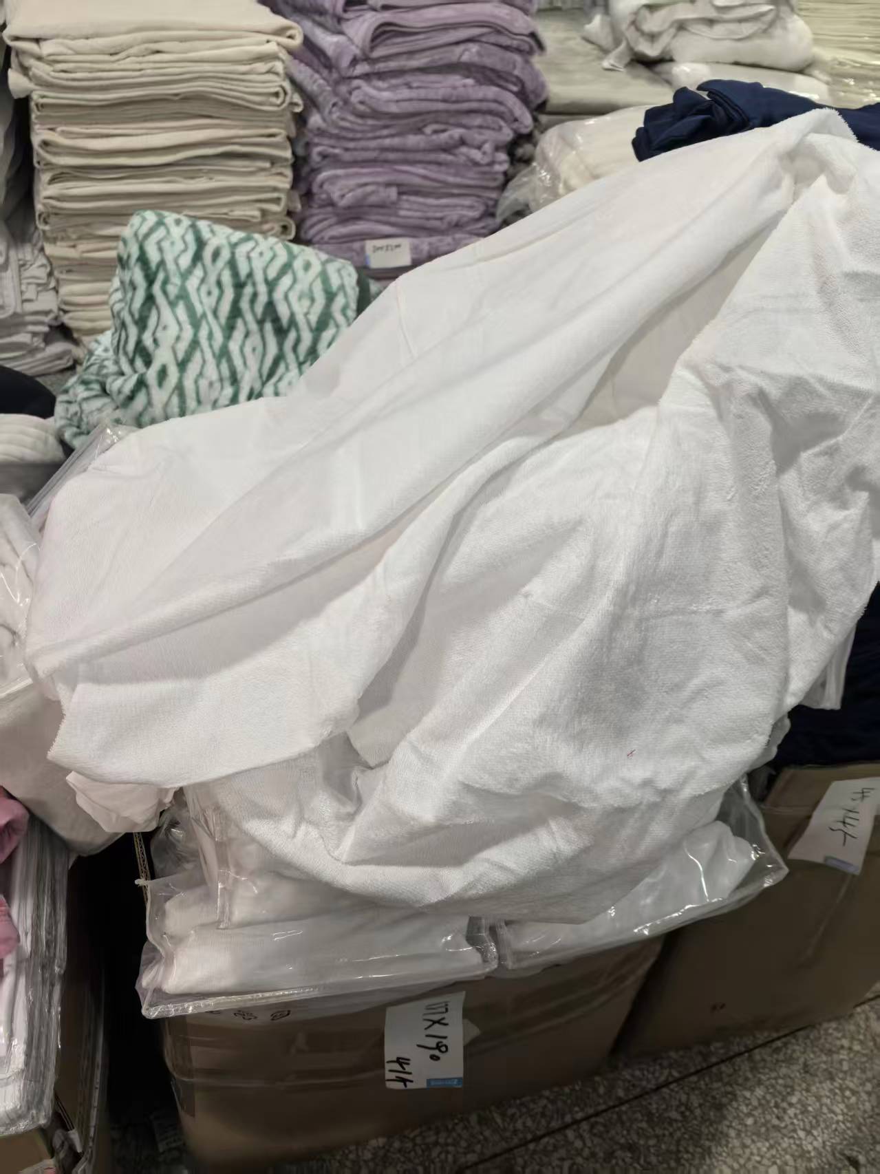 《厚广家》3楼137×190白色80%棉 涤棉毛巾布防水床笠 发1个