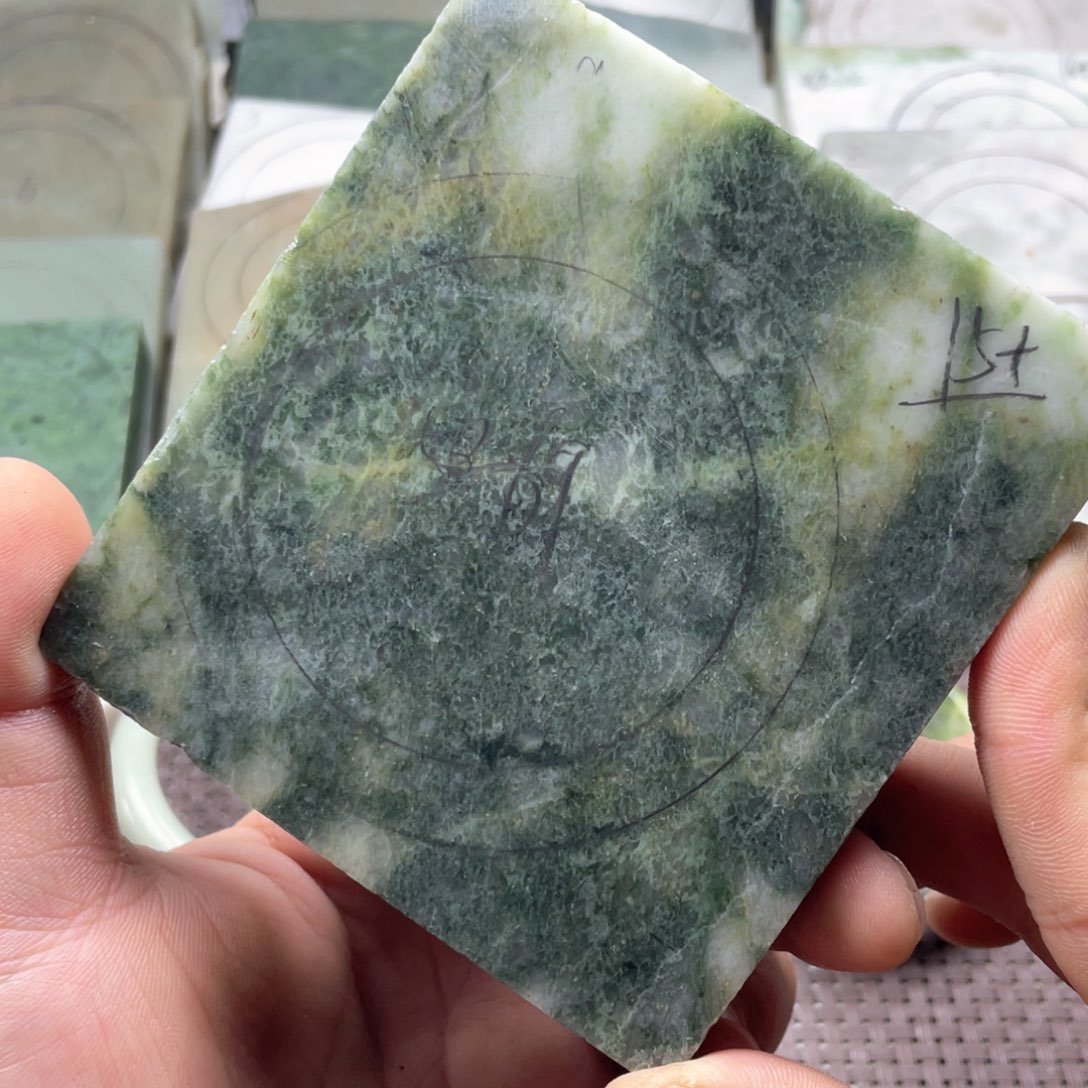 独山玉定制手镯未镶嵌