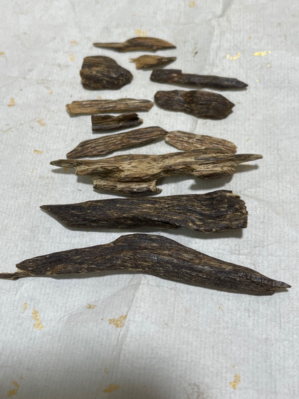 沉香老树心油4g，库存15年的老港料，清香甜凉韵味十足。