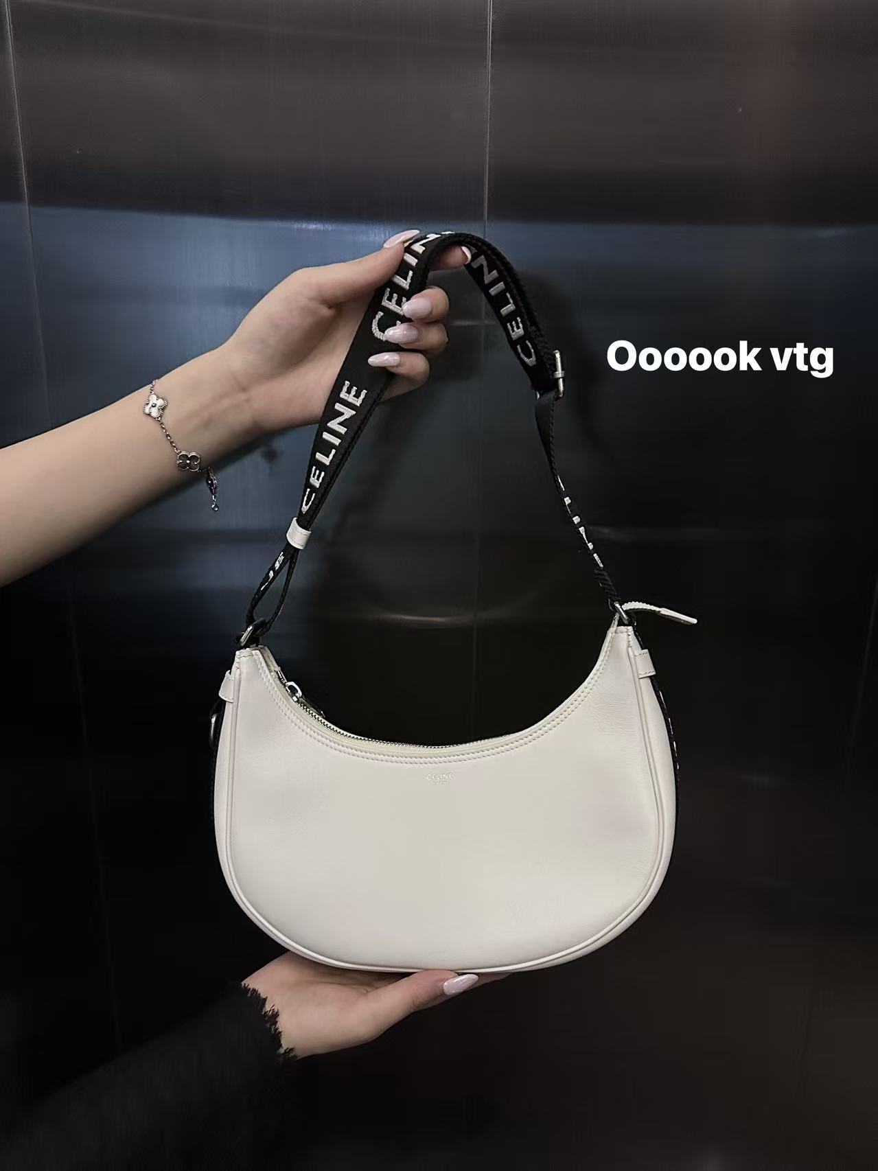 95新 Celine/思琳 CS6251 CELINE 白色腋下包