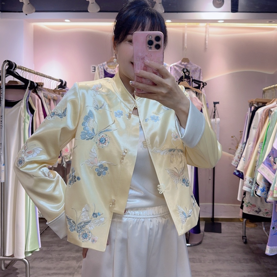 清仓 深圳高货新中式立领重工刺绣蝴蝶福蝶短外套小个子女
